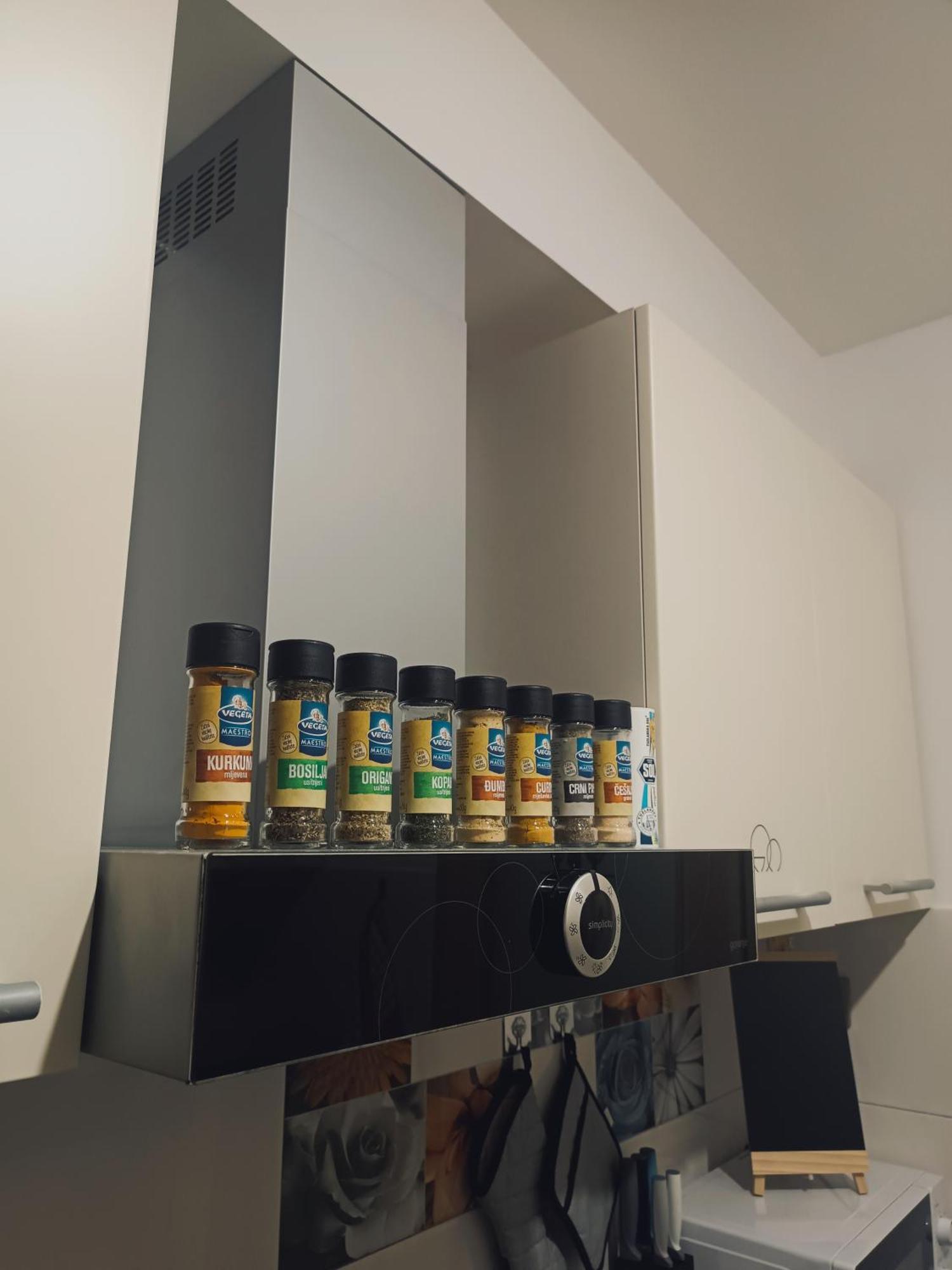 Hostel Central Skopje Ngoại thất bức ảnh
