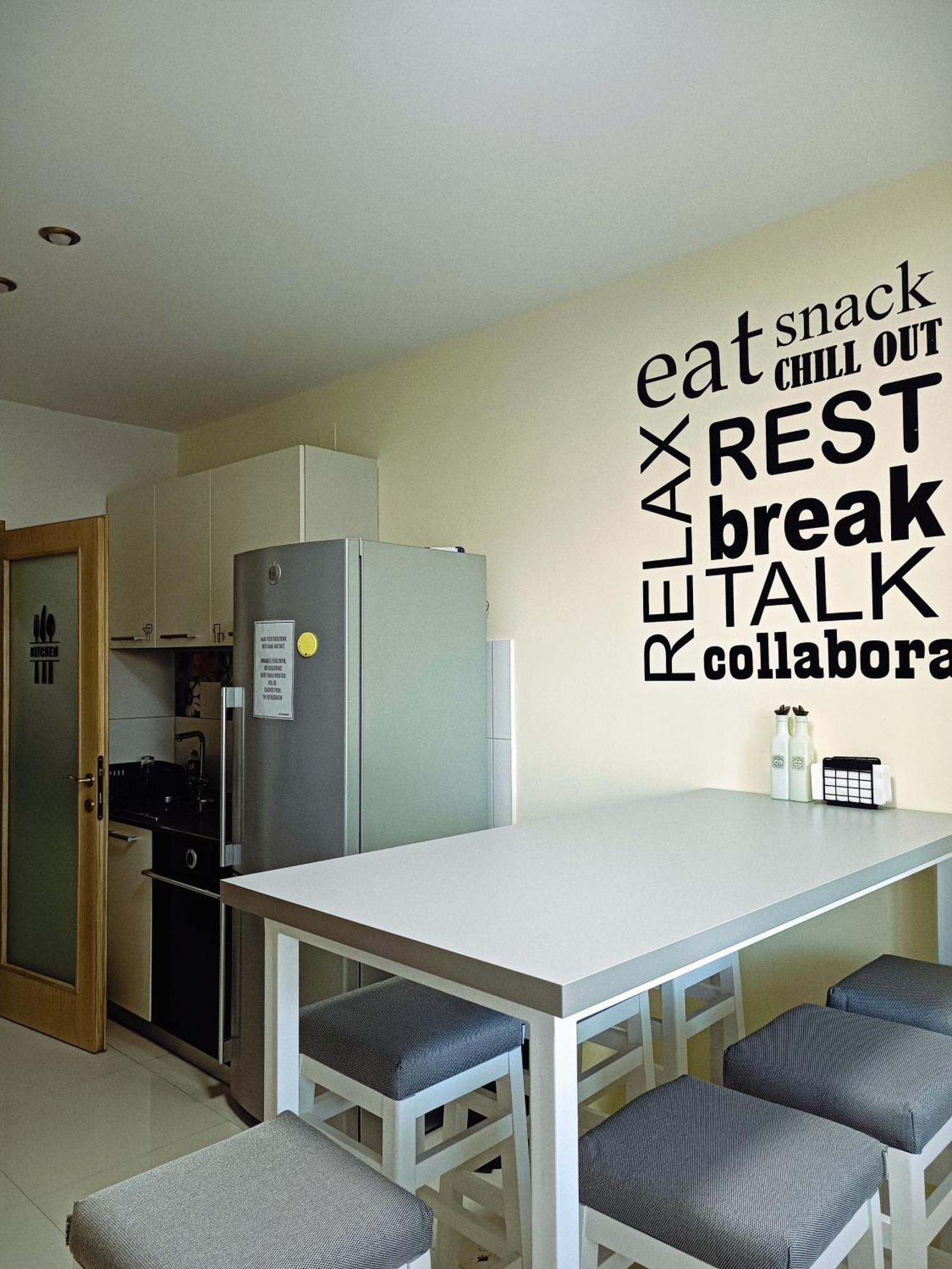 Hostel Central Skopje Ngoại thất bức ảnh